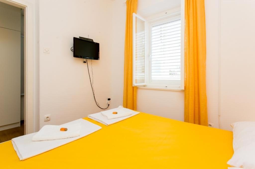 דוברובניק Yellow Room Guesthouse מראה חיצוני תמונה