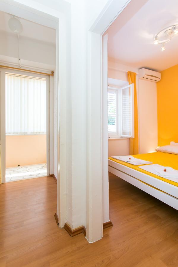 דוברובניק Yellow Room Guesthouse מראה חיצוני תמונה