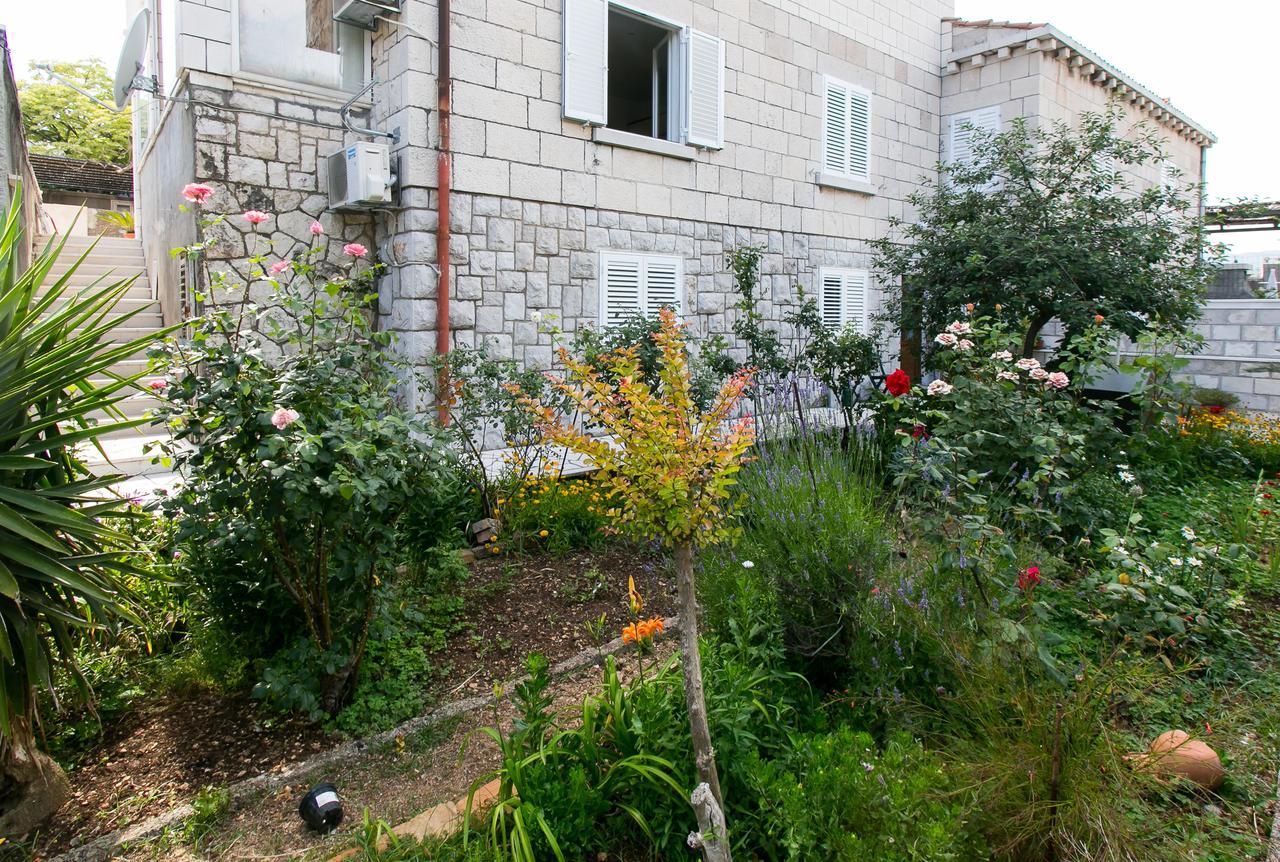 דוברובניק Yellow Room Guesthouse מראה חיצוני תמונה